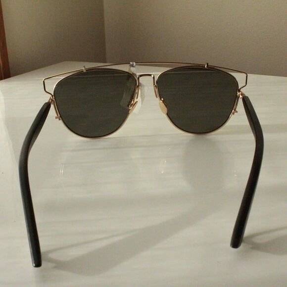 Christian Dior Gold & Black Sunglasses Aviator Style with Case & Card - Picture 4 of 8